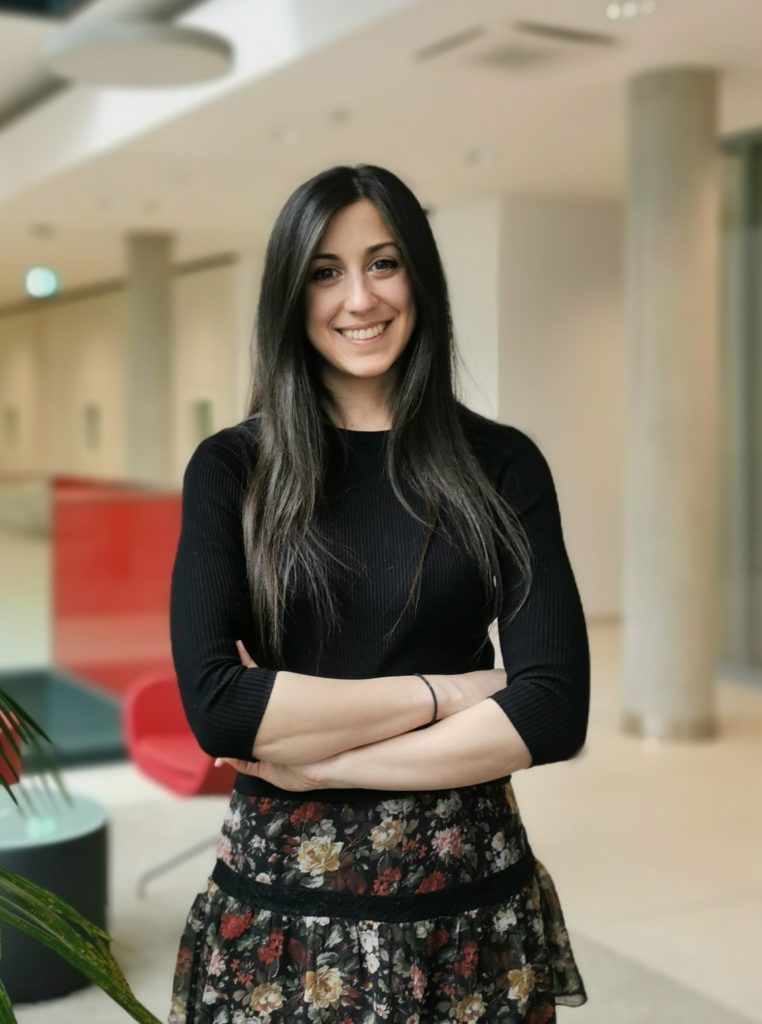 Dr. Jennifer Modamio